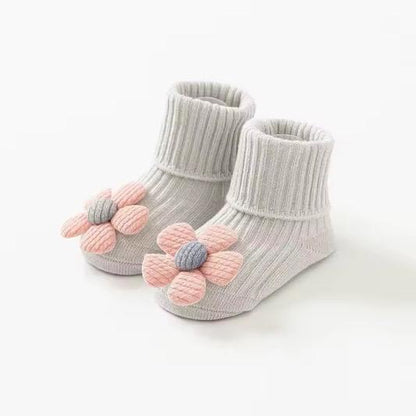 Chaussettes Bébé Antidérapantes avec Motifs 3D – Douces & Confortables