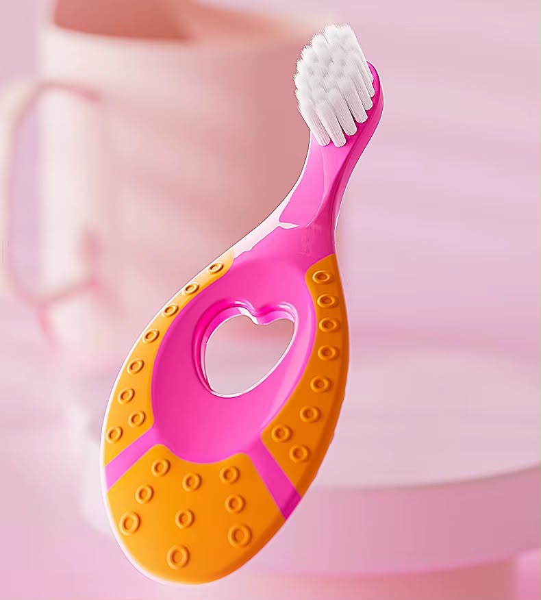 Brosse à dents pour bébé – Douceur et hygiène dès les premières dents