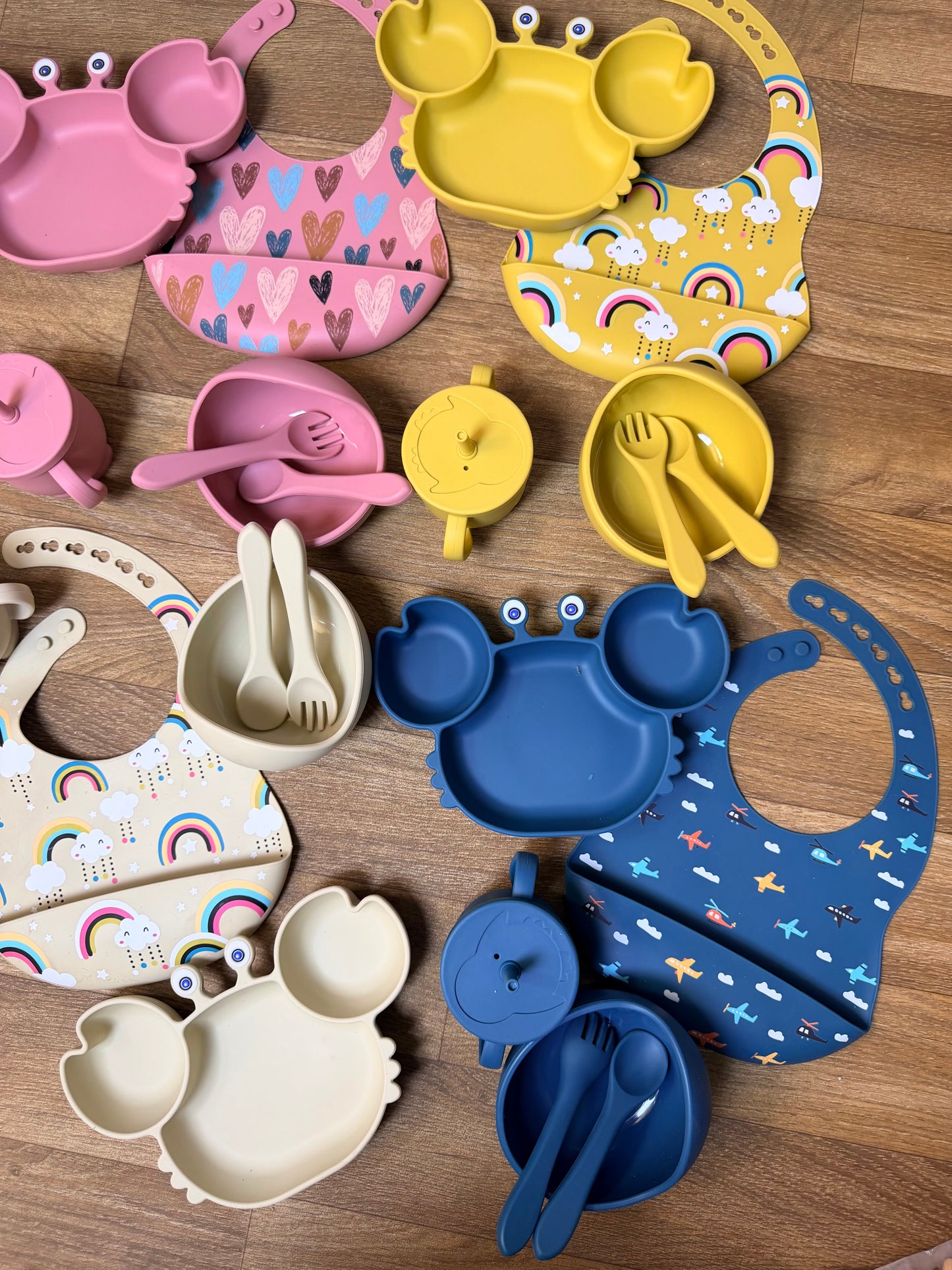 Ensemble Repas 6 pcs  Bébé en Silicone – Set Complet pour l’Apprentissage de l’Autonomie 🍽️👶