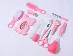 kit  Trousse de Premiers Soins Pour Bébé - 13  Accessoires  ROSE  OU BLEU